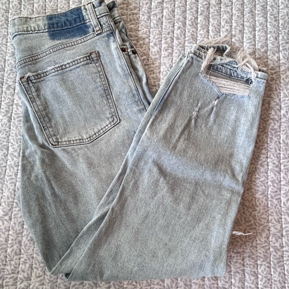 Abercrombie & Fitch women’s jeans THE MOM HIGH RISE size 29/8R light rinse